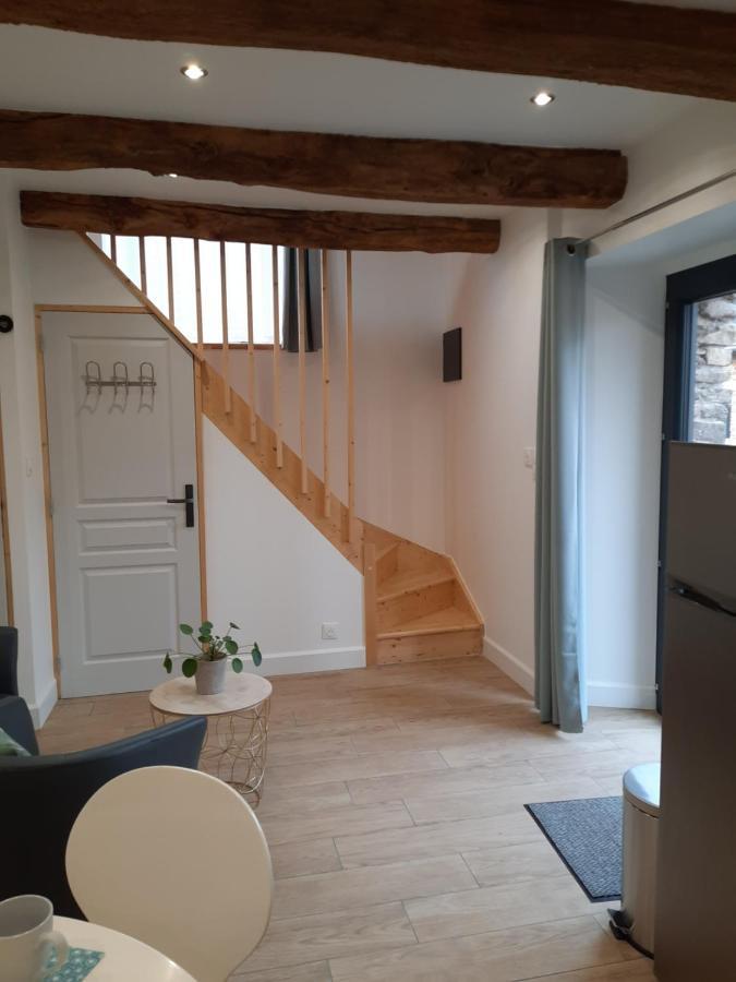 A La Memoire De Merlin & Spa Saint-Malon-sur-Mel Esterno foto